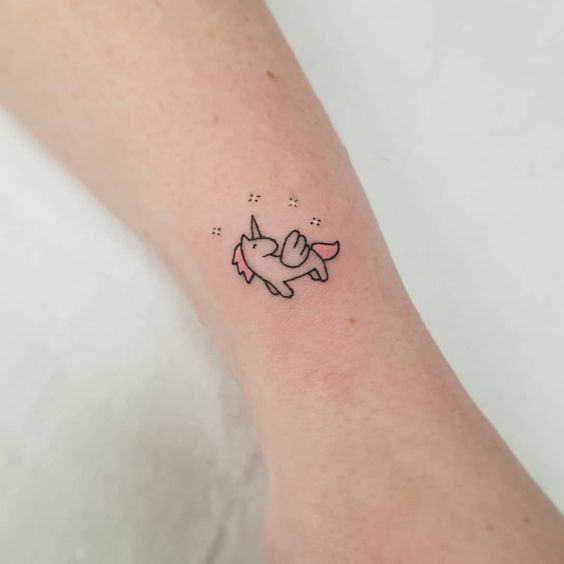 62 Ideas para Tatuajes de Unicornios (+Significados) 4 62 Ideas para Tatuajes de Unicornios (+Significados) 4
