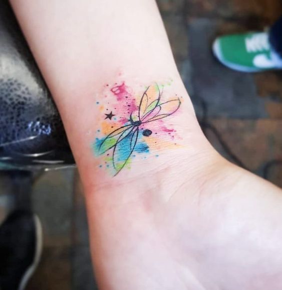 68 Tatuajes de Libélulas con sus Significados 16 68 Tatuajes de Libélulas con sus Significados 16