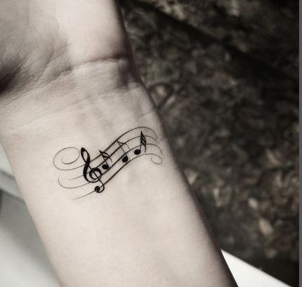 Tatuajes de Notas Musicales e Instrumentos 46 Tatuajes de Notas Musicales e Instrumentos 46