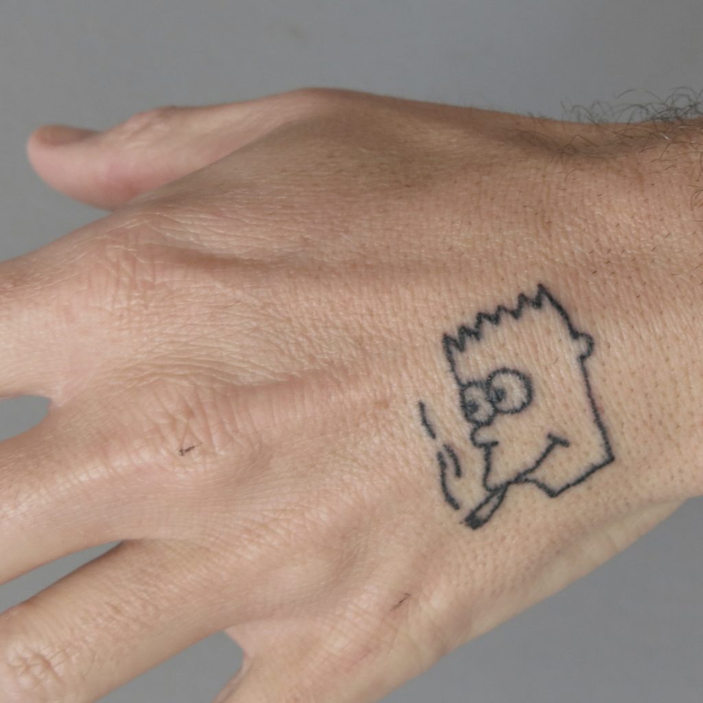 53 Tatuajes de los Simpson que te volaron la cabeza 15 53 Tatuajes de los Simpson que te volaron la cabeza 15
