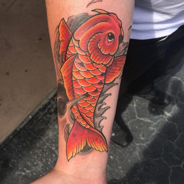 64 Ideas de Tatuajes de Pez Koi (+ Significados) 44 64 Ideas de Tatuajes de Pez Koi (+ Significados) 44