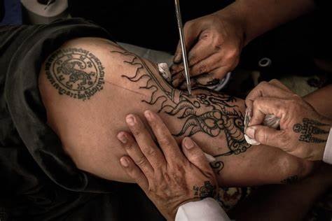 Handpoke: técnica milenaria en la modernidad 1 Handpoke: técnica milenaria en la modernidad 1