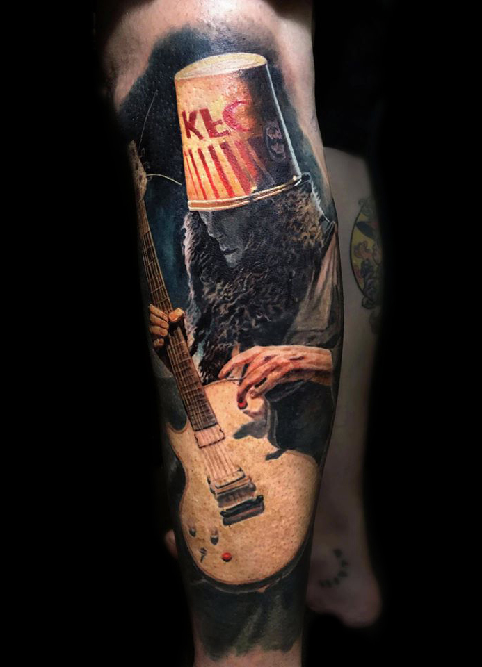 Cuando los Tatuajes son más que obras de arte: Tu Den 21 Cuando los Tatuajes son más que obras de arte: Tu Den 21