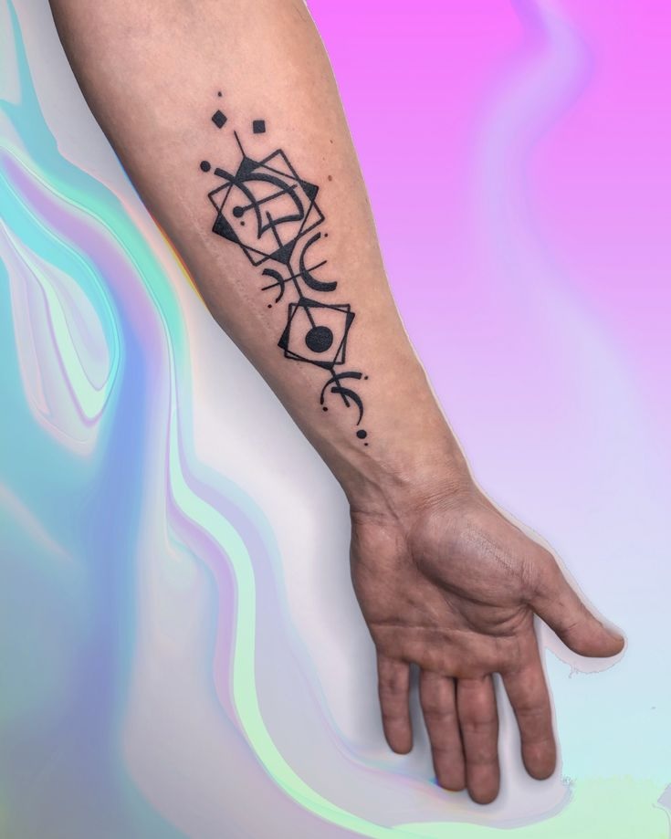Handpoke: técnica milenaria en la modernidad 5 Handpoke: técnica milenaria en la modernidad 5
