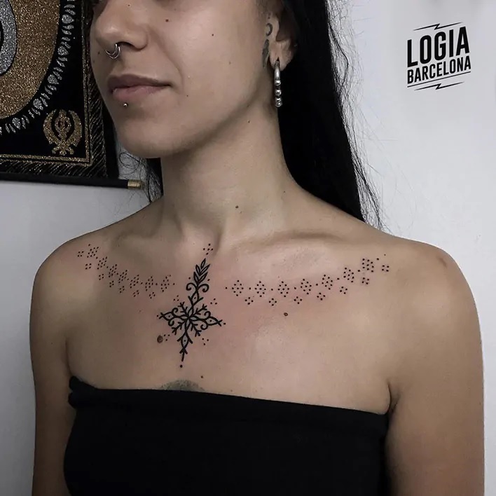 Handpoke: técnica milenaria en la modernidad 105 Handpoke: técnica milenaria en la modernidad 105