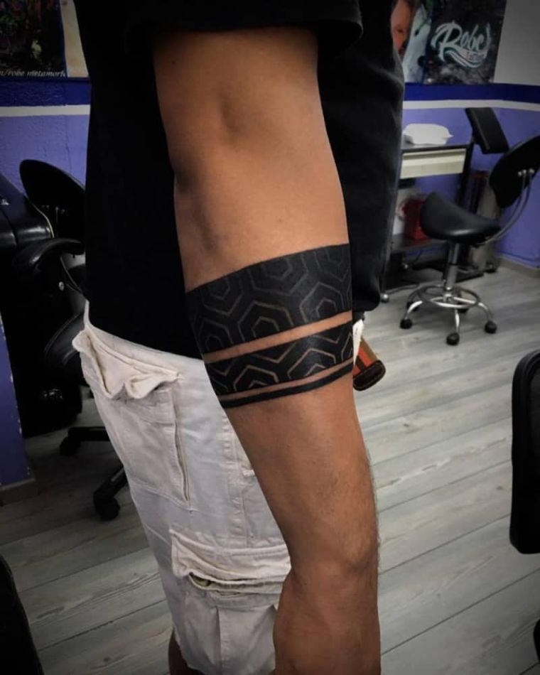 48 Ideas para Tatuajes de Líneas +Significado 13 48 Ideas para Tatuajes de Líneas +Significado 13