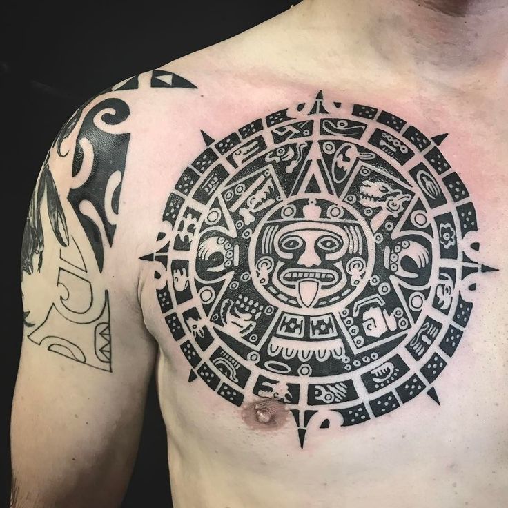 Tatuajes del calendario azteca 21 Tatuajes del calendario azteca 21