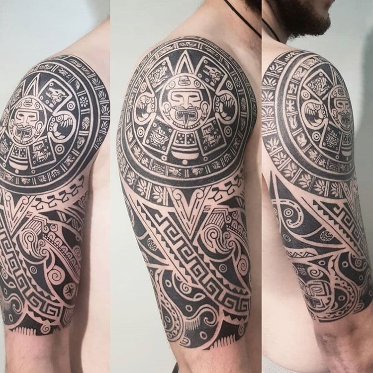 Tatuajes del calendario azteca 22 Tatuajes del calendario azteca 22