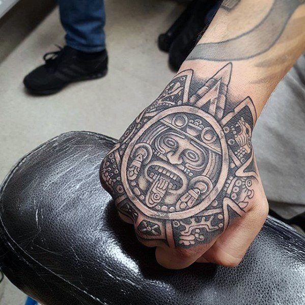 Tatuajes del calendario azteca 29 Tatuajes del calendario azteca 29