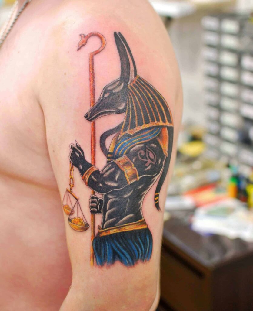 Tatuajes de Anubis: protector de los muertos 7 Tatuajes de Anubis: protector de los muertos 7