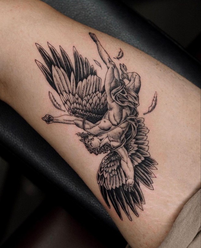 Tatuajes de Ícaro y su Significado 9 Tatuajes de Ícaro y su Significado 9