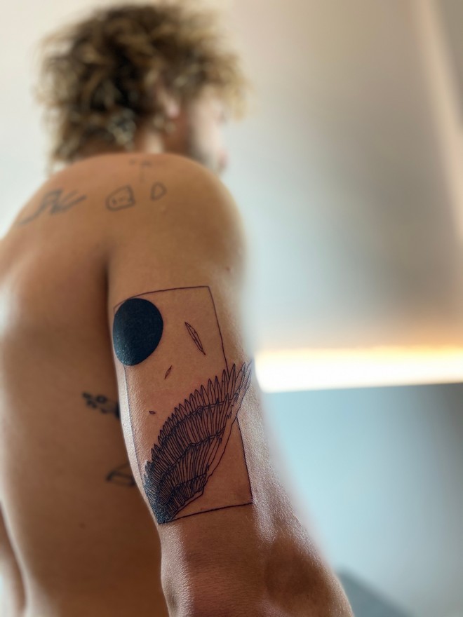 Tatuajes de Ícaro y su Significado 11 Tatuajes de Ícaro y su Significado 11