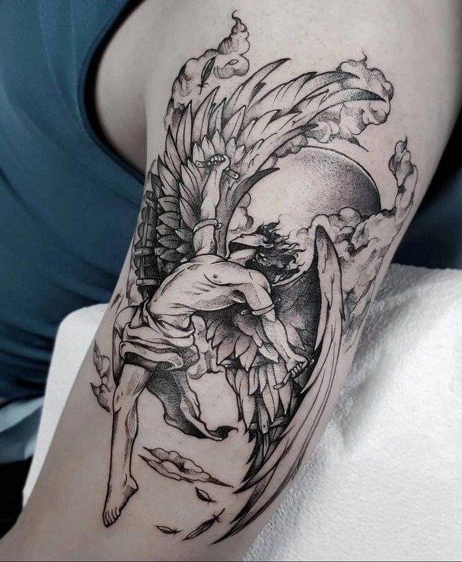Tatuajes de Ícaro y su Significado 14 Tatuajes de Ícaro y su Significado 14