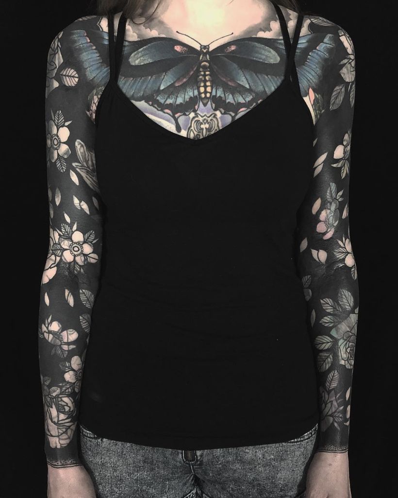 Tatuajes BlackOut: Rellenos en negro sólido 45 Tatuajes BlackOut: Rellenos en negro sólido 45