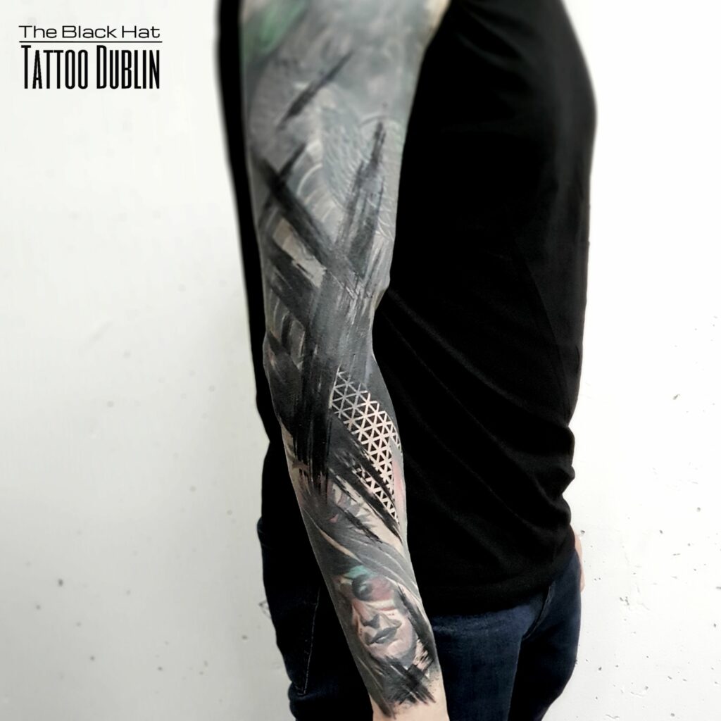 Tatuajes blackout: el negro impactante 13 Tatuajes blackout: el negro impactante 13