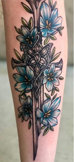 69 Tatuajes del Señor de los anillos: magia en la piel 49 69 Tatuajes del Señor de los anillos: magia en la piel 49