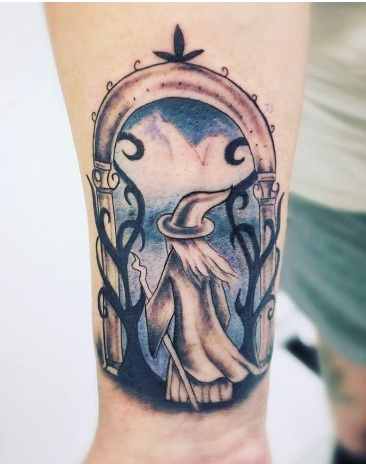 69 Tatuajes del Señor de los anillos: magia en la piel 53 69 Tatuajes del Señor de los anillos: magia en la piel 53
