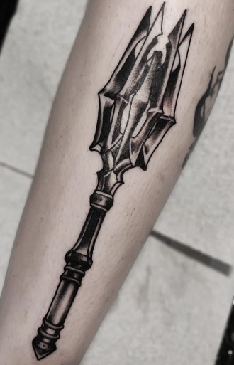 69 Tatuajes del Señor de los anillos: magia en la piel 54 69 Tatuajes del Señor de los anillos: magia en la piel 54