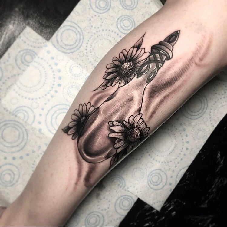 69 Tatuajes del Señor de los anillos: magia en la piel 58 69 Tatuajes del Señor de los anillos: magia en la piel 58