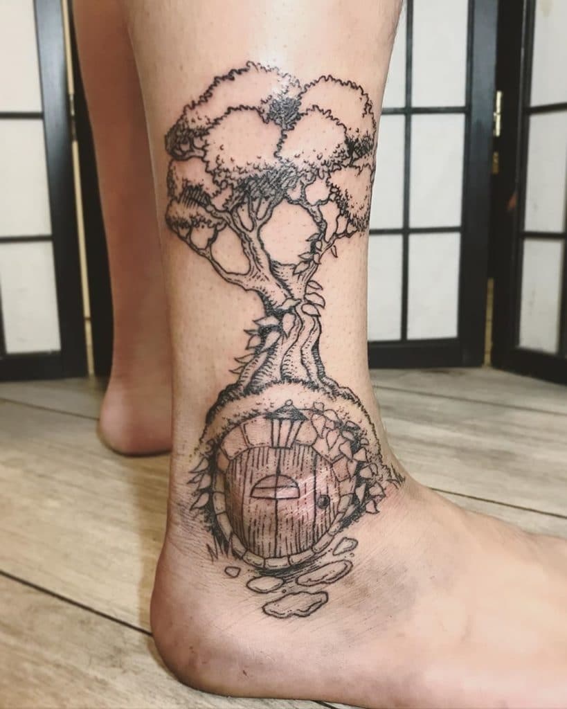 69 Tatuajes del Señor de los anillos: magia en la piel 39