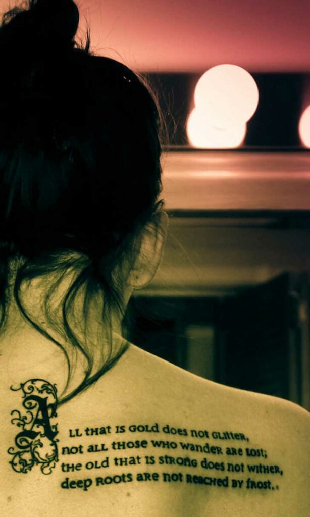 69 Tatuajes del Señor de los anillos: magia en la piel 38 69 Tatuajes del Señor de los anillos: magia en la piel 38
