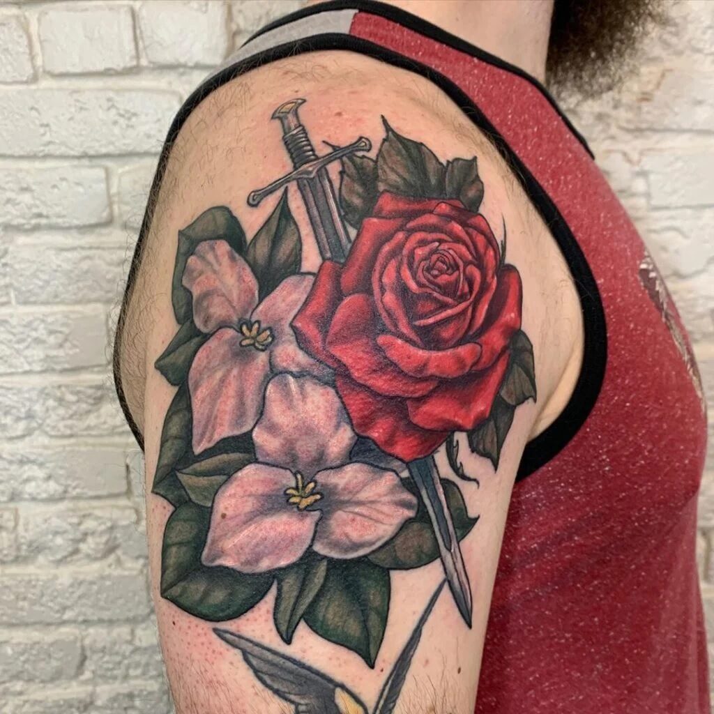 69 Tatuajes del Señor de los anillos: magia en la piel 61 69 Tatuajes del Señor de los anillos: magia en la piel 61