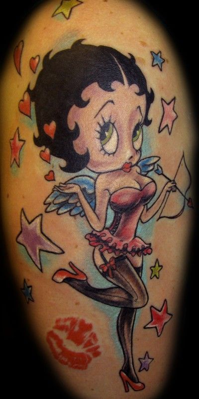 Tatuajes Pin Up: Colgados en la piel 25 Tatuajes Pin Up: Colgados en la piel 25