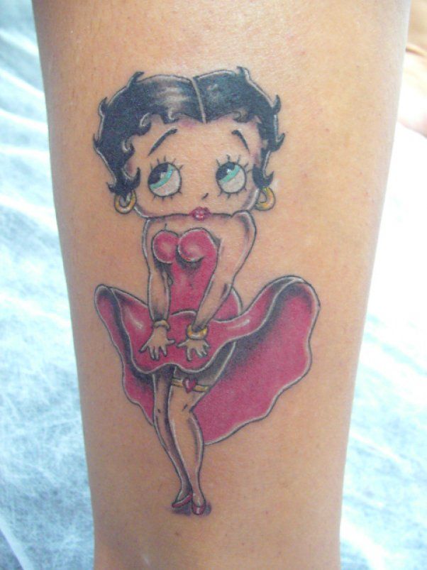 Tatuajes Pin Up: Colgados en la piel 26