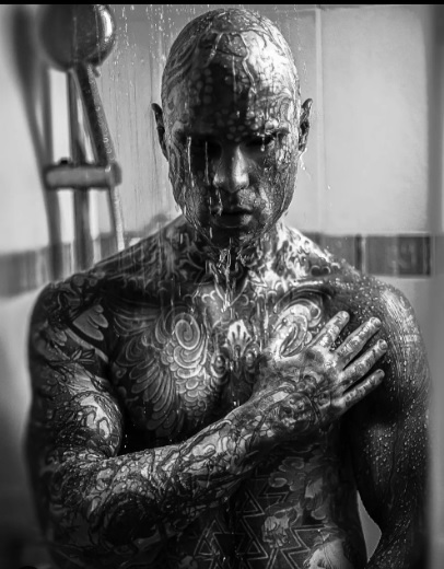 Sylvain Hélayne: le niegan ser maestro por sus tatuajes 8 Sylvain Hélayne: le niegan ser maestro por sus tatuajes 8