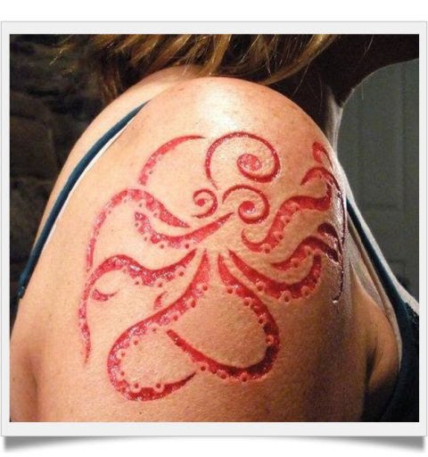 Tatuajes por Escarificación: Técnicas y Cuidados 2 Tatuajes por Escarificación: Técnicas y Cuidados 2