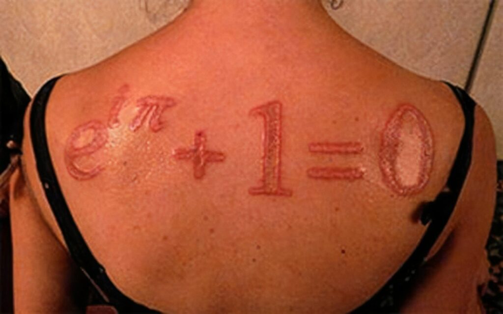 Tatuajes por Escarificación: Técnicas y Cuidados 33 Tatuajes por Escarificación: Técnicas y Cuidados 33