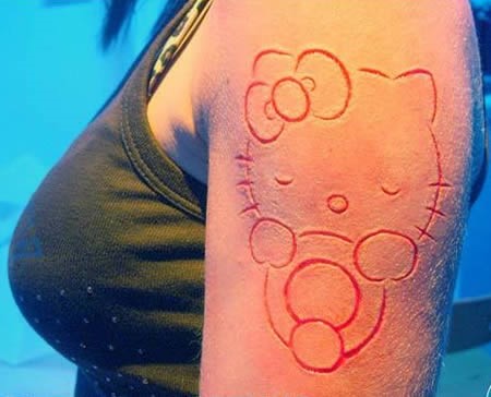 Tatuajes por Escarificación: Técnicas y Cuidados 13 Tatuajes por Escarificación: Técnicas y Cuidados 13