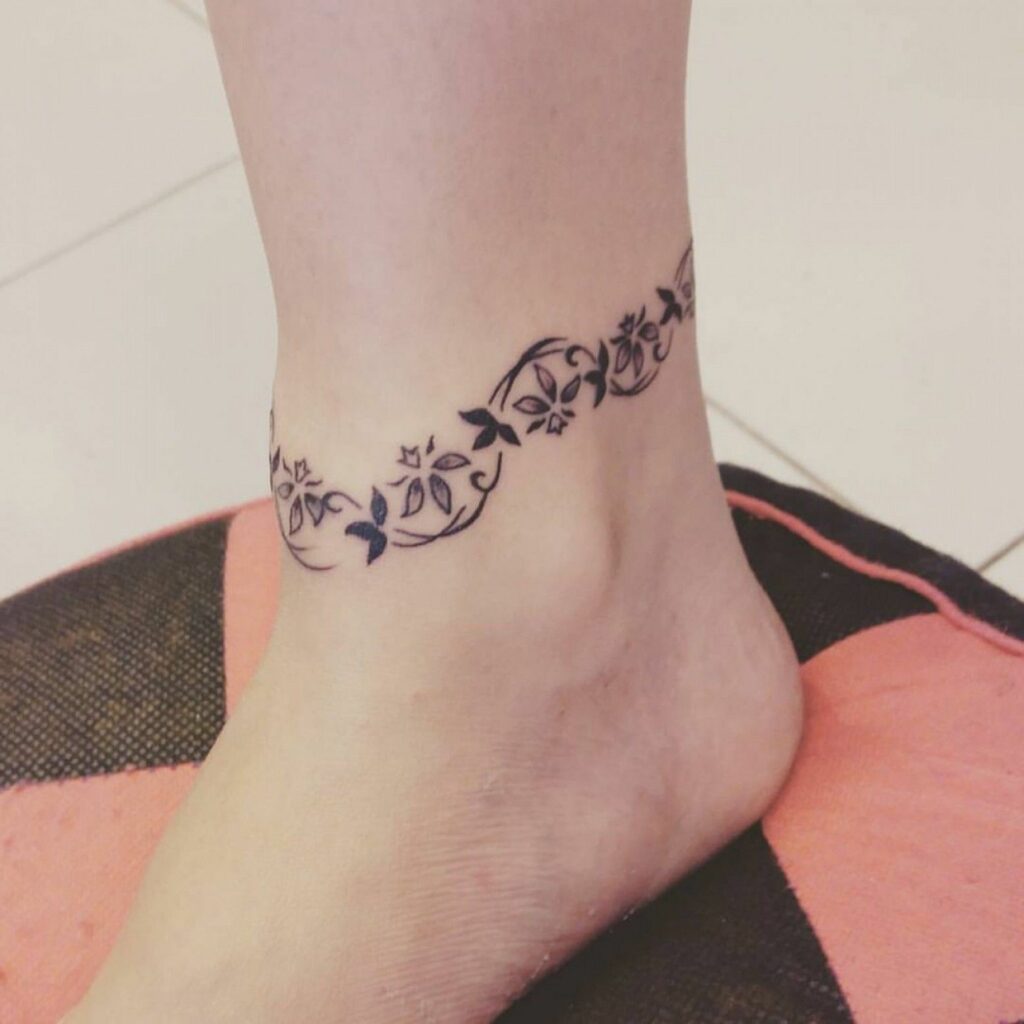 66 Ideas de Tatuajes de Pulseras 3