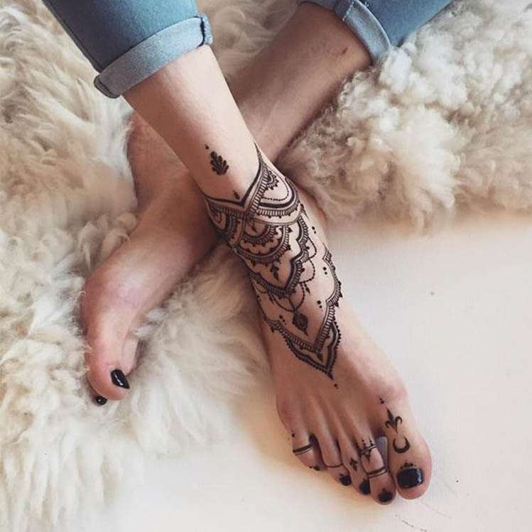 66 Ideas de Tatuajes de Pulseras 4