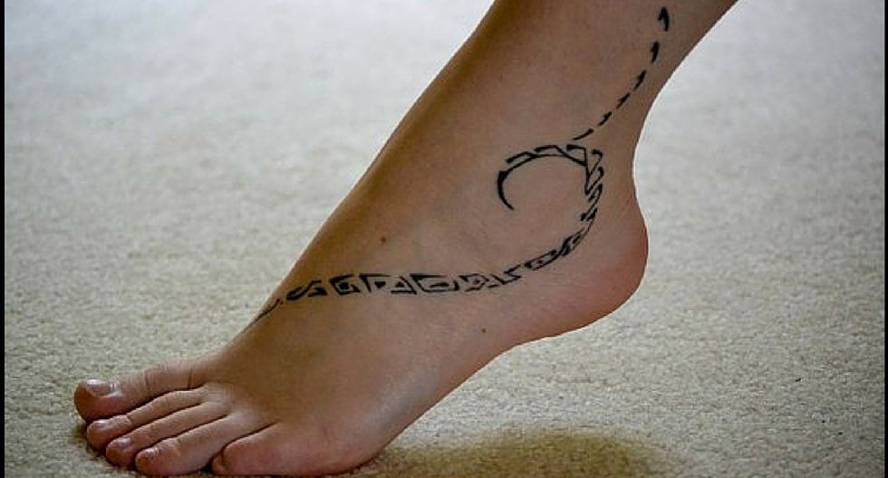 63 Ideas de Tatuajes en los Pies 41