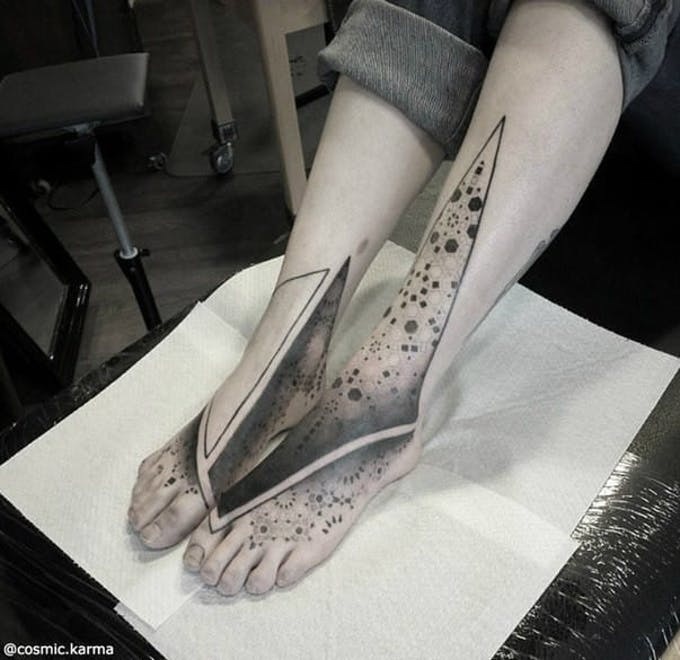 63 Ideas de Tatuajes en los Pies 43