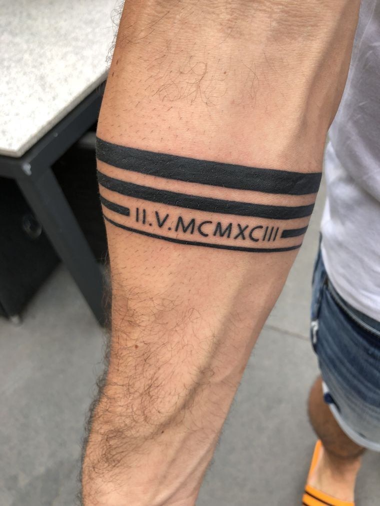 ¿Quién dice que son simples y aburridas? Tatuajes de líneas 2 ¿Quién dice que son simples y aburridas? Tatuajes de líneas 2