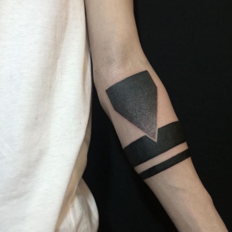 ¿Quién dice que son simples y aburridas? Tatuajes de líneas 13 ¿Quién dice que son simples y aburridas? Tatuajes de líneas 13