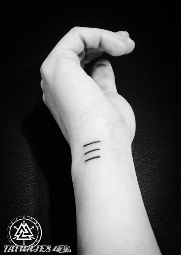 ¿Quién dice que son simples y aburridas? Tatuajes de líneas 55 ¿Quién dice que son simples y aburridas? Tatuajes de líneas 55