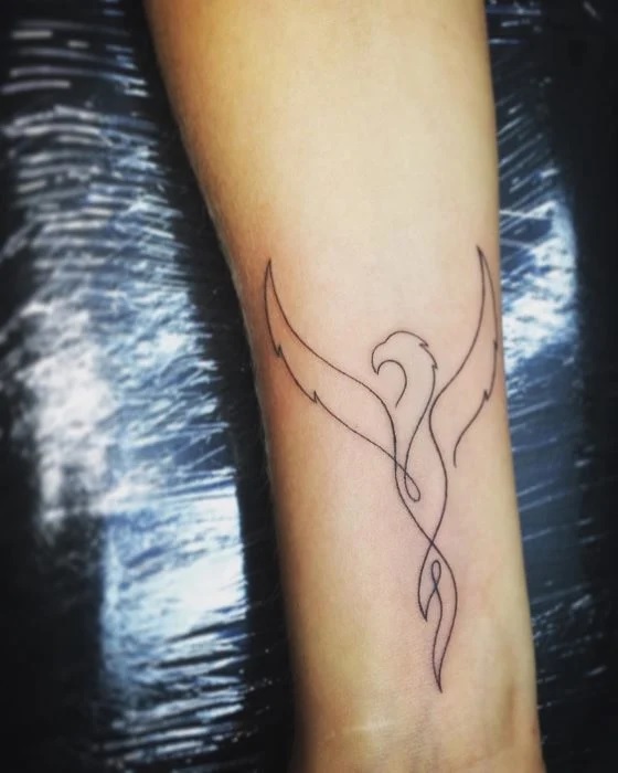 ¿Quién dice que son simples y aburridas? Tatuajes de líneas 70 ¿Quién dice que son simples y aburridas? Tatuajes de líneas 70