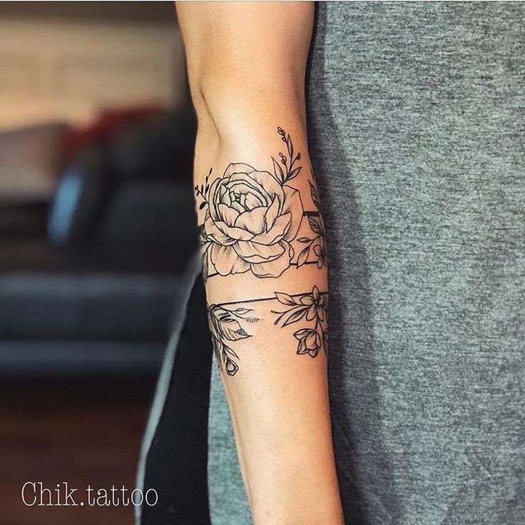 66 Ideas de Tatuajes de Pulseras 20