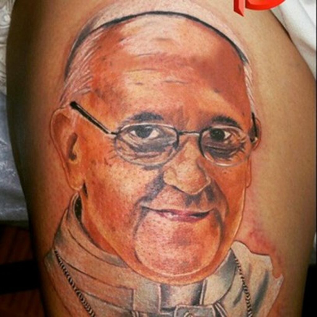 El Papa Francisco y los tatuajes 15