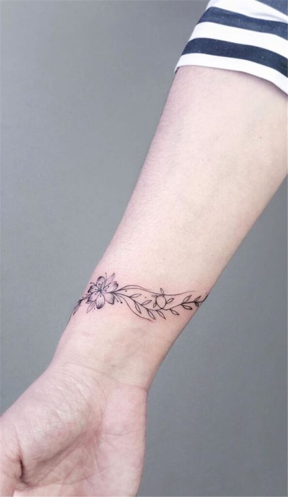 66 Ideas de Tatuajes de Pulseras 45