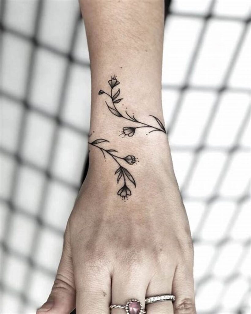 66 Ideas de Tatuajes de Pulseras 32