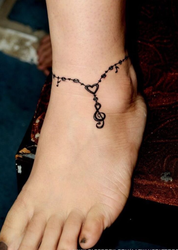 66 Ideas de Tatuajes de Pulseras 57