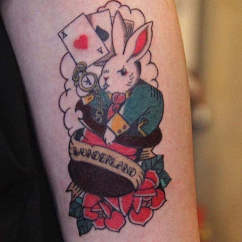 Tatuajes de Alicia en el país de las maravillas 45 Tatuajes de Alicia en el país de las maravillas 46