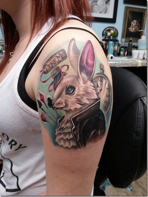 Tatuajes de Alicia en el país de las maravillas 48 Tatuajes de Alicia en el país de las maravillas 49