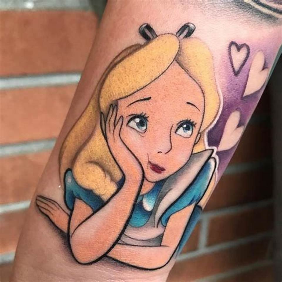 Tatuajes de Alicia en el país de las maravillas 37 Tatuajes de Alicia en el país de las maravillas 38