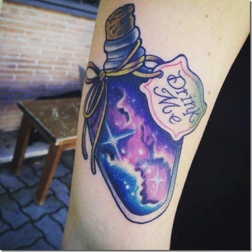 Tatuajes de Alicia en el país de las maravillas 69 Tatuajes de Alicia en el país de las maravillas 70