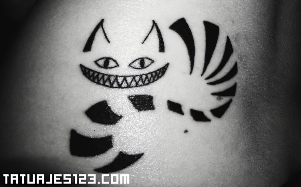 Tatuajes de Alicia en el país de las maravillas 71 Tatuajes de Alicia en el país de las maravillas 72